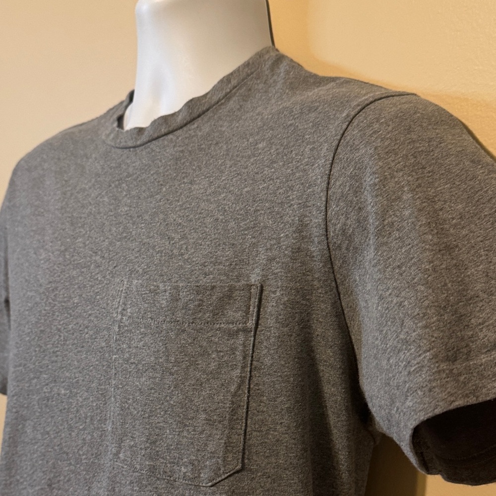 Everlane Heather Gray Men's Short Sleeve Tee - Picture 3 of 8
